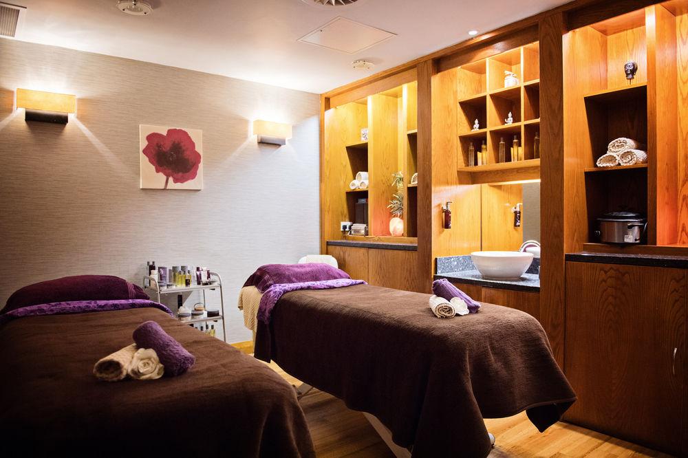 Delta Hotels By Marriott Cheltenham Chase Ngoại thất bức ảnh