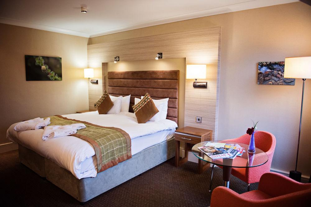 Delta Hotels By Marriott Cheltenham Chase Ngoại thất bức ảnh