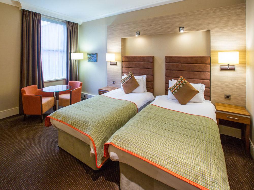 Delta Hotels By Marriott Cheltenham Chase Ngoại thất bức ảnh