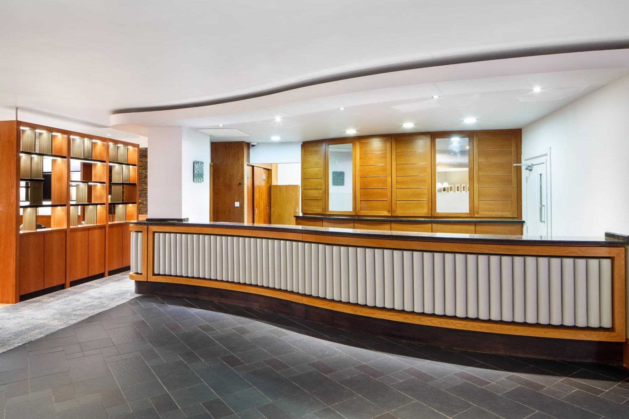 Delta Hotels By Marriott Cheltenham Chase Ngoại thất bức ảnh