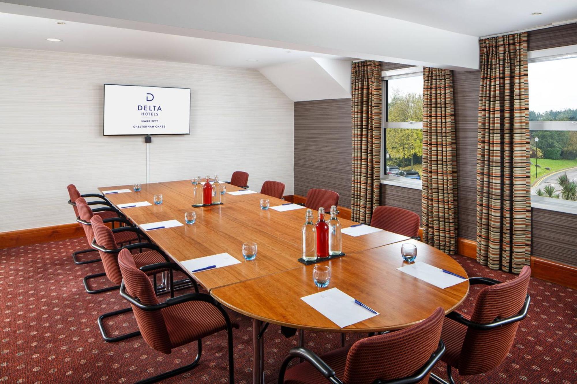 Delta Hotels By Marriott Cheltenham Chase Ngoại thất bức ảnh