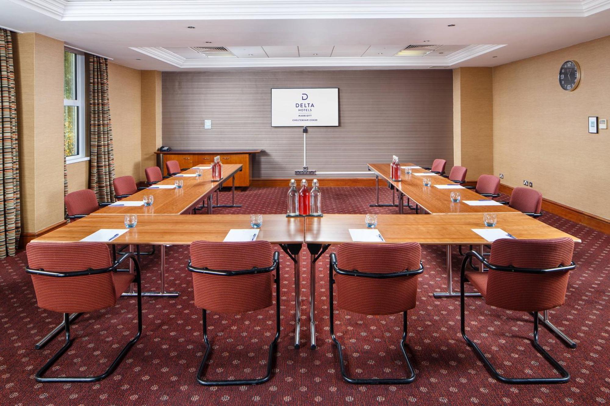 Delta Hotels By Marriott Cheltenham Chase Ngoại thất bức ảnh